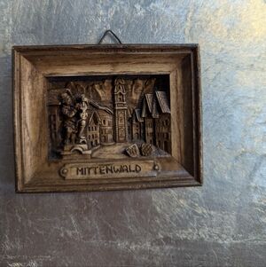 Resin Mittenwald Wall Art 4" x 4"